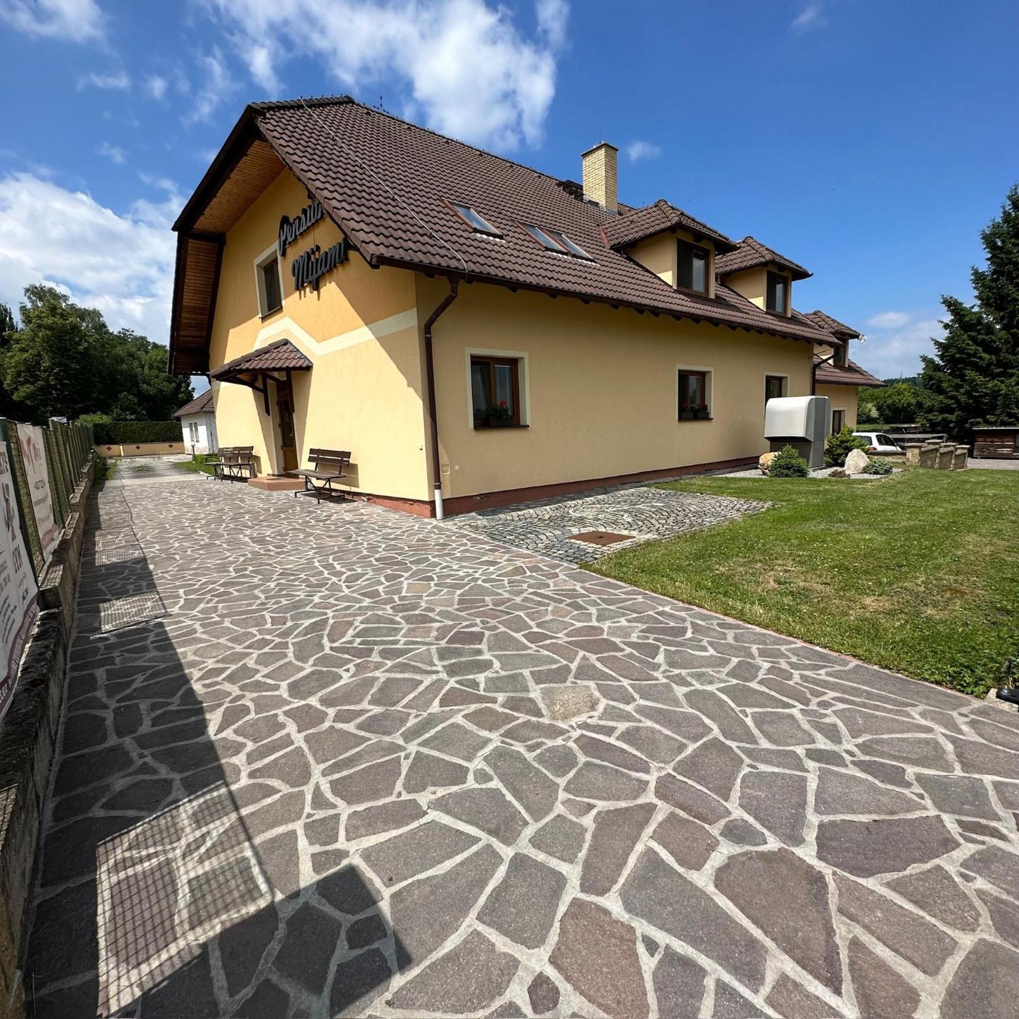 Pension Mijami Dolní Bukovsko Esterno foto